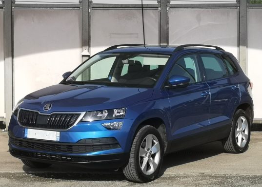 SKODA KAROQ 23 990€